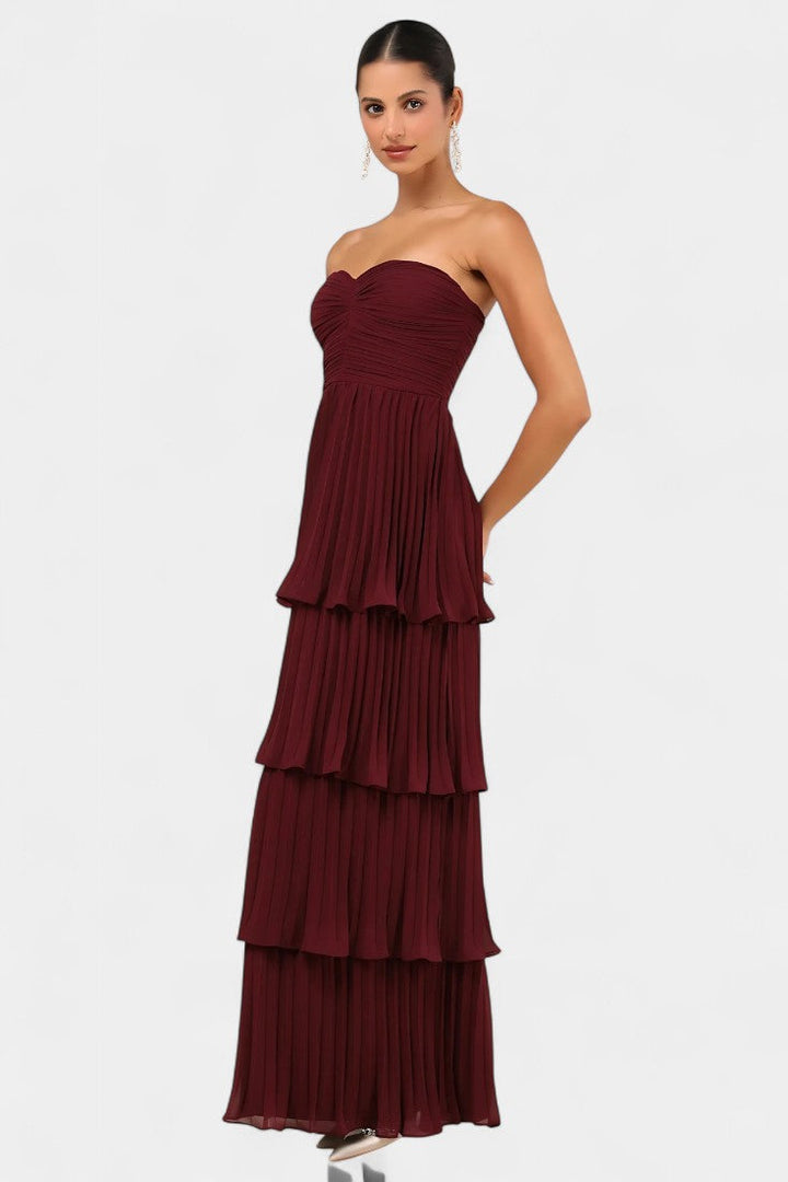 June Vestido de Volantes con Escote Corazón y Silueta en Capas
