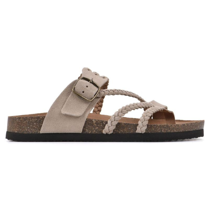 Elegantes sandalias tejidas