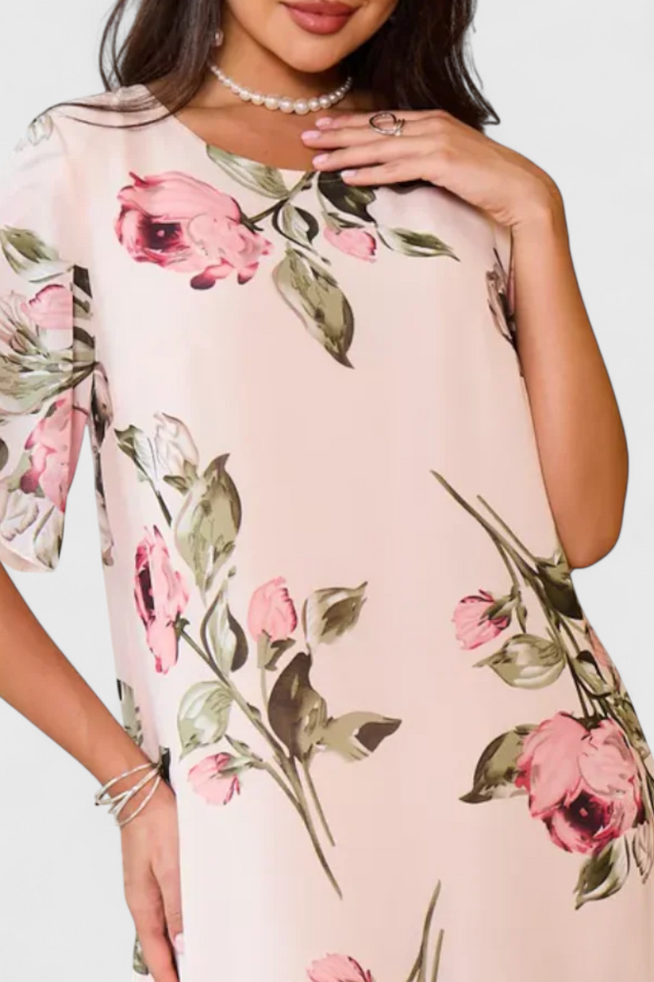 Tameka Vestido de Gasa Fluida con Pétalos y Mangas Transparentes